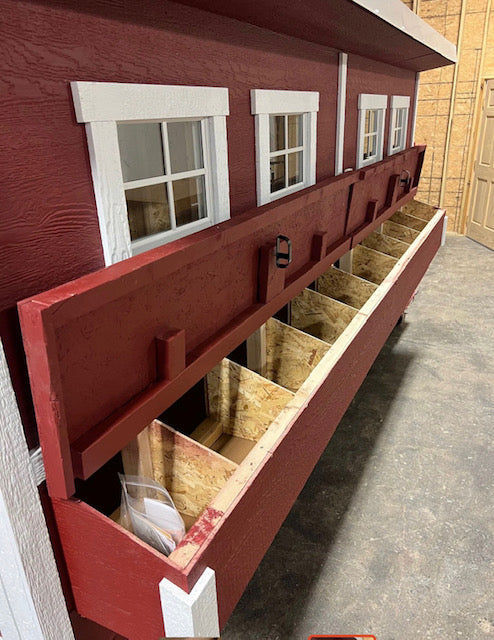 Jumbo Chicken Coop - Up to 30 Chickens